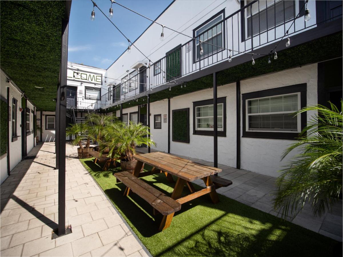 Modern Westshore Apartment Tampa Esterno foto