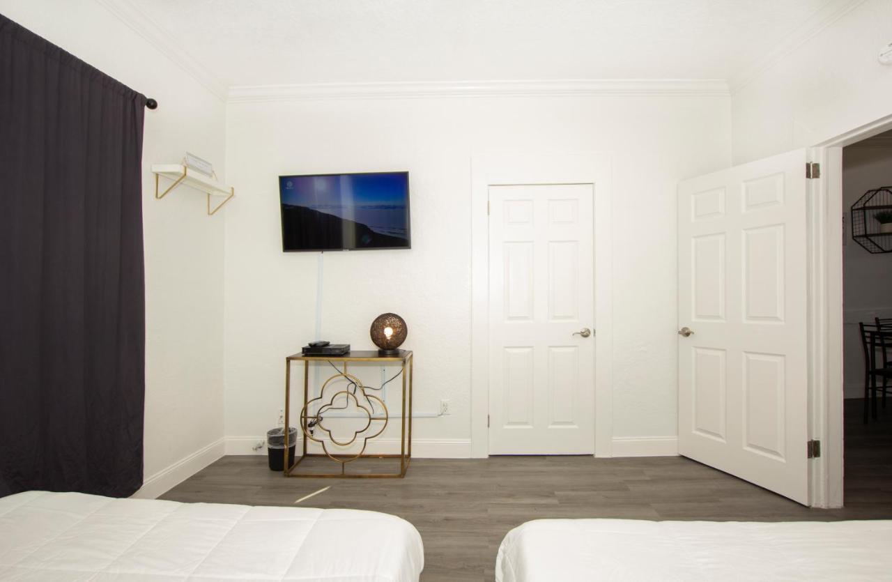 Modern Westshore Apartment Tampa Esterno foto